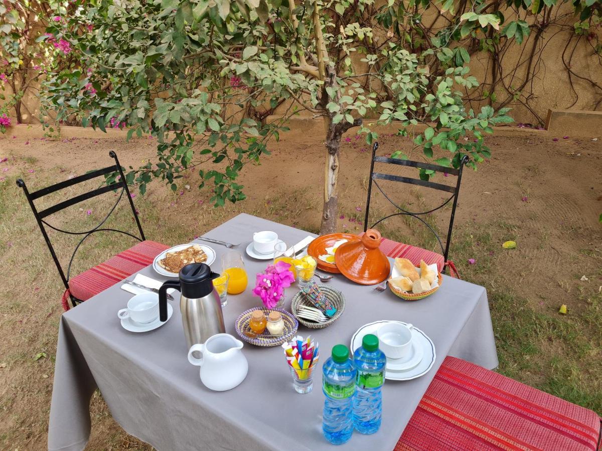 Le Souimanga Bleu Saly Bed and Breakfast Εξωτερικό φωτογραφία
